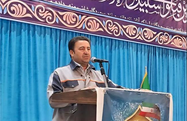 کارگران، سربازان اقتصادی این مرز و بوم هستند