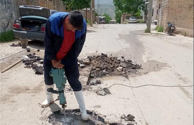 رفع قطعی و نشتی آب در شهر حصار و ۲۰ روستای شهرستان بجنورد